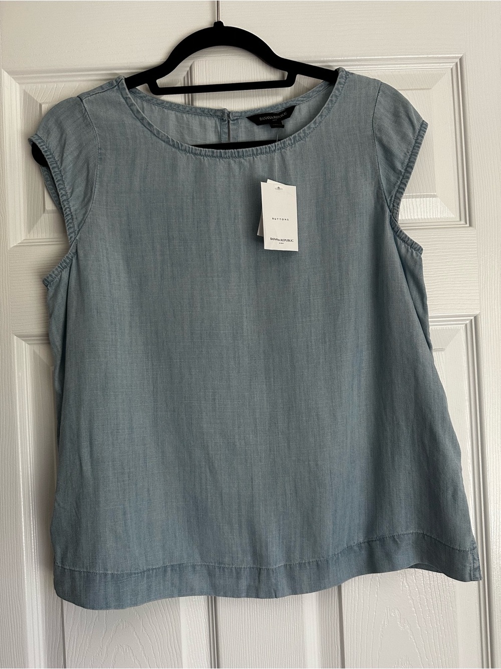 Banana Republic Light Chambray Sleeveless Tank Top - Pale Blue